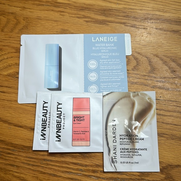 Huge skin care and makeup sample bundle - Picture 4 of 6